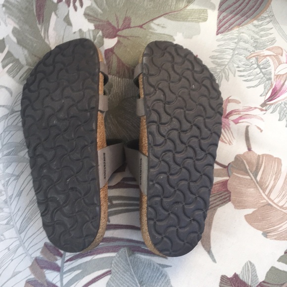 Birkenstock Mayari Size 6 Sandal - Picture 2 of 3